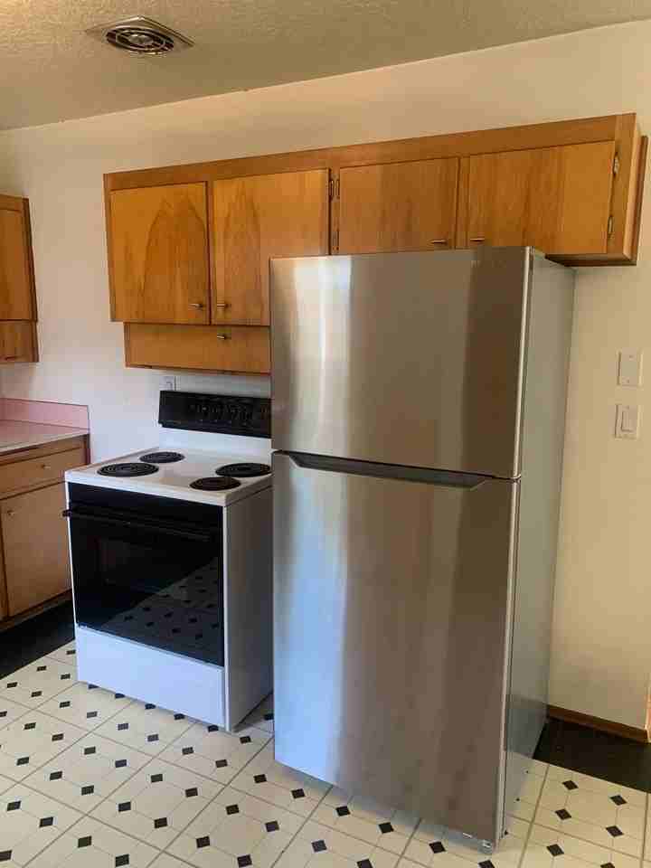 4135 Se Tibbetts St - Photo 5 of 12