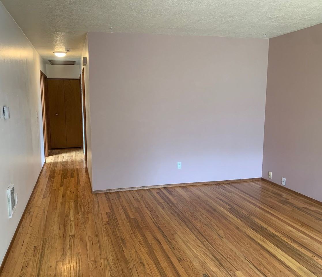 4135 Se Tibbetts St - Photo 6 of 12