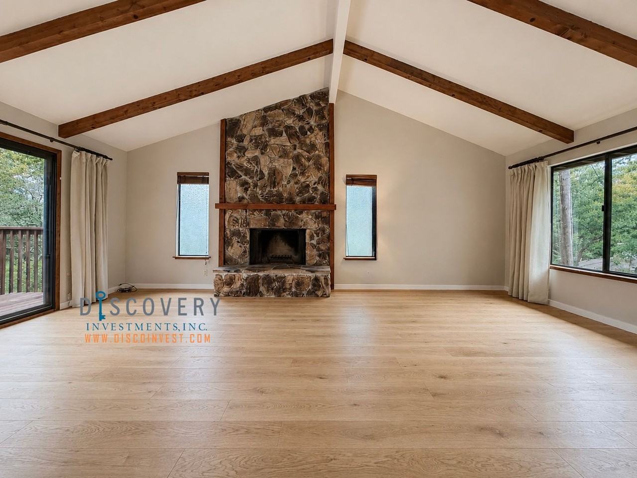 1188 Glencourt Dr - Photo 4 of 50