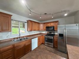 featured image of 320 Thomas Cir