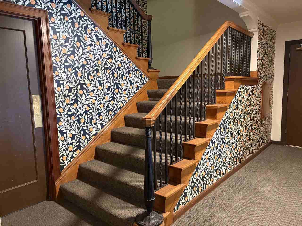 The Mulholland Apartments - Photo 5 of 24