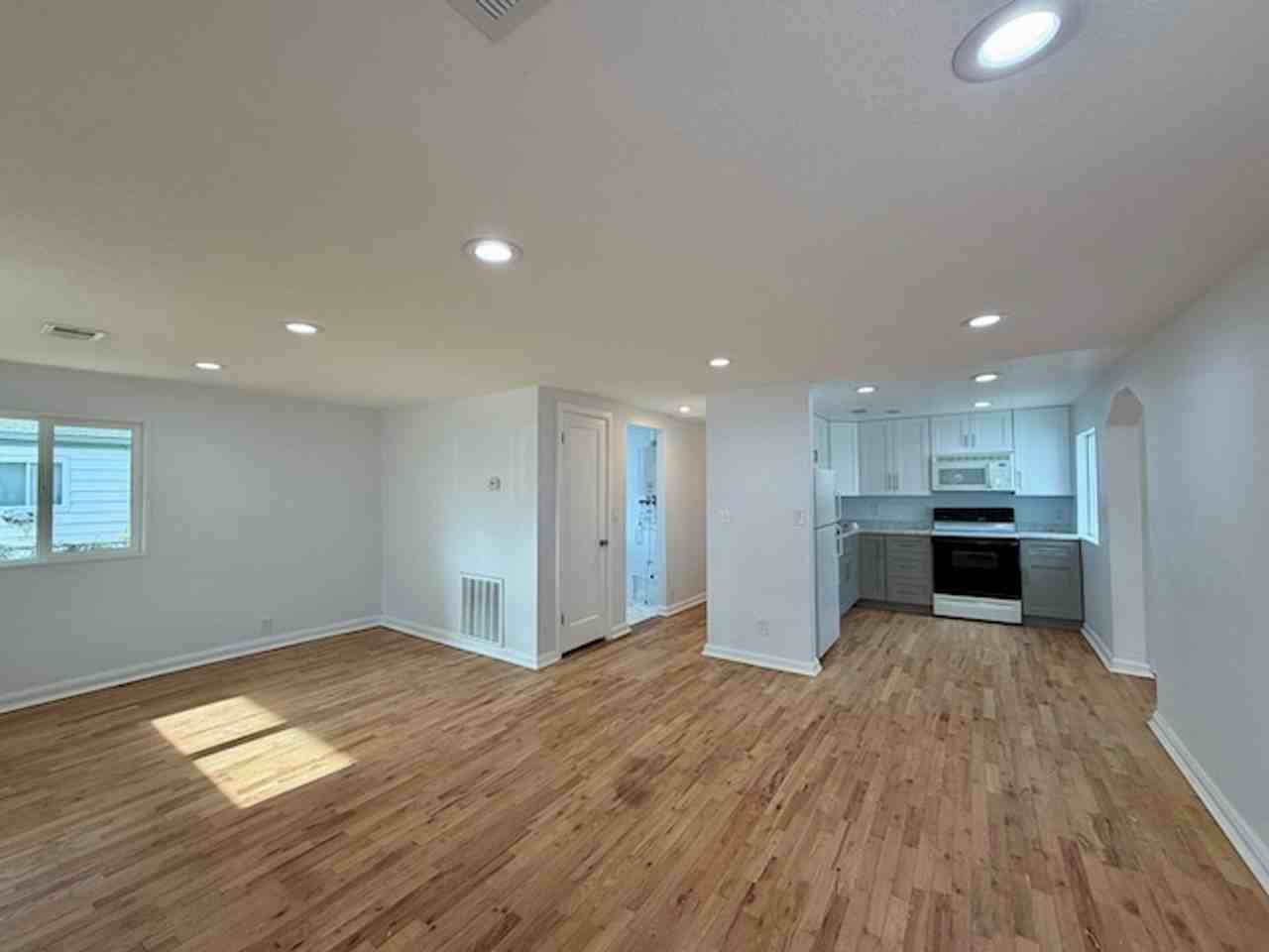 7360 Orchard Ct - Photo 7 of 26