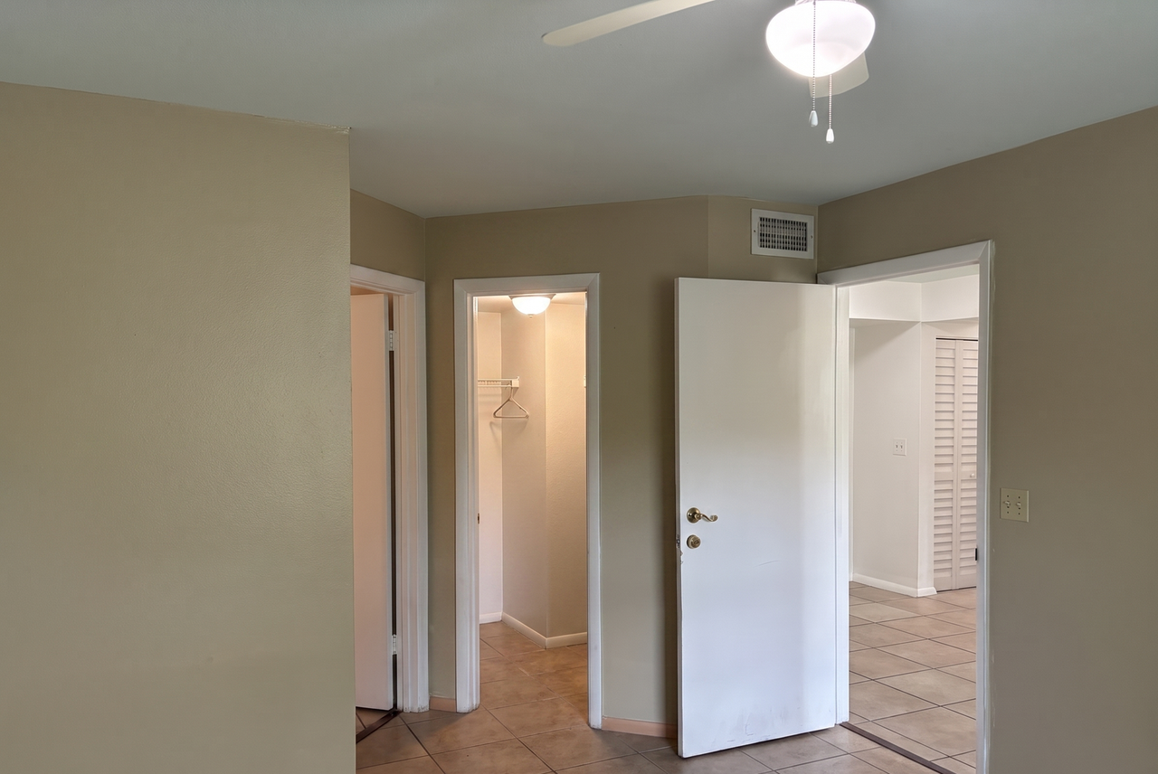 3028 Parkway Blvd #108 - Photo 3 of 12