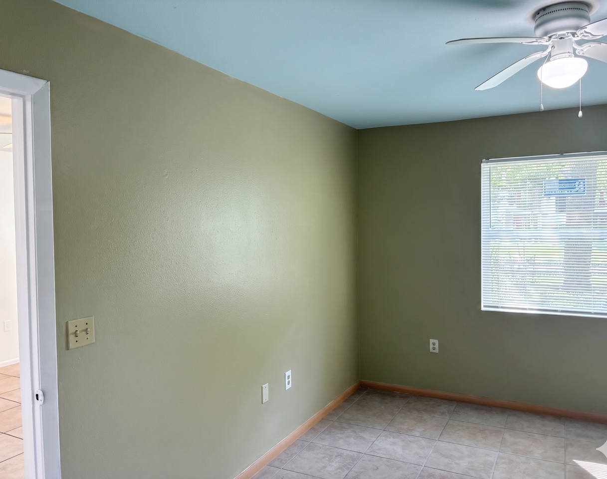 3028 Parkway Blvd #108 - Photo 4 of 12