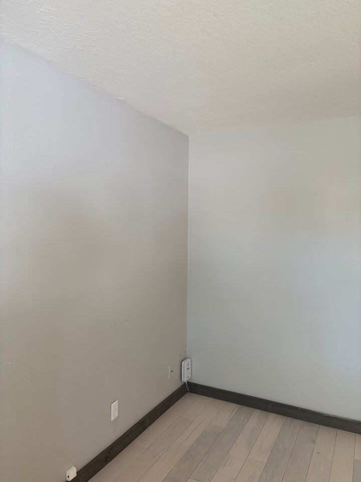2109 S Illinois Ave - Photo 6 of 22