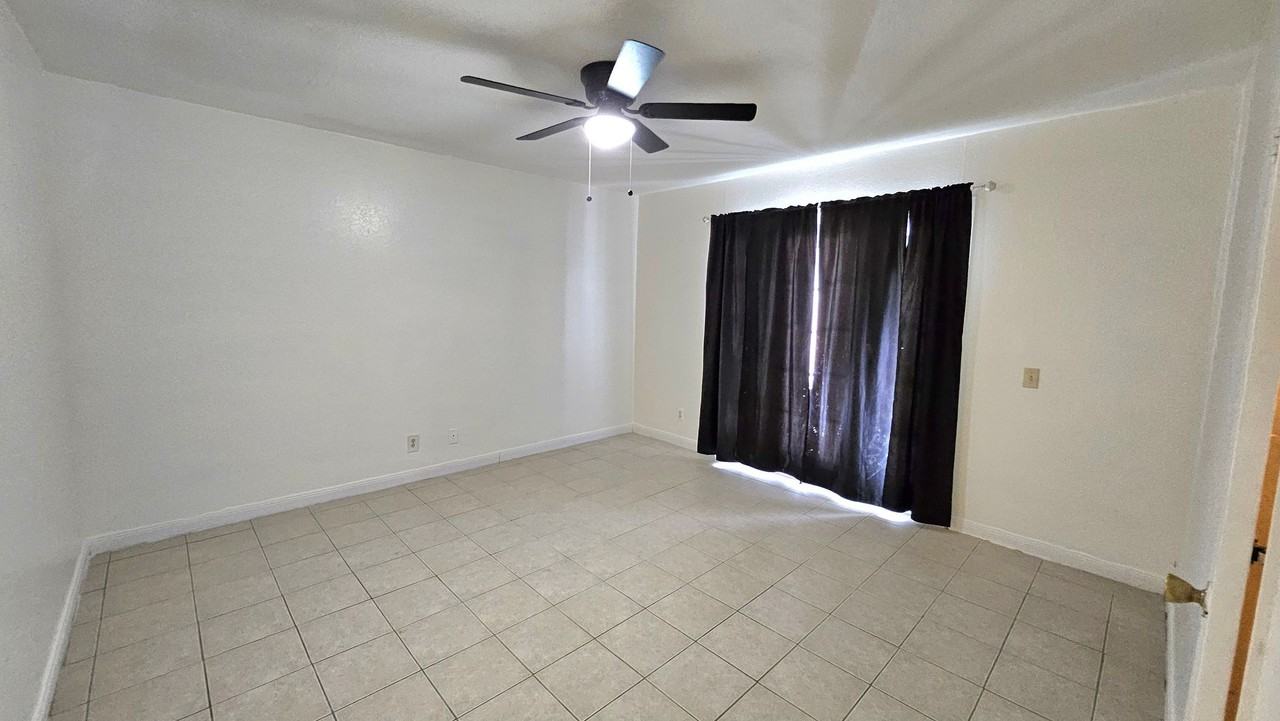 21398 Baldwin Ln - Photo 5 of 22