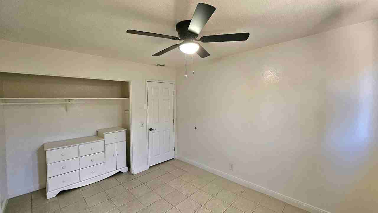 21398 Baldwin Ln - Photo 6 of 22