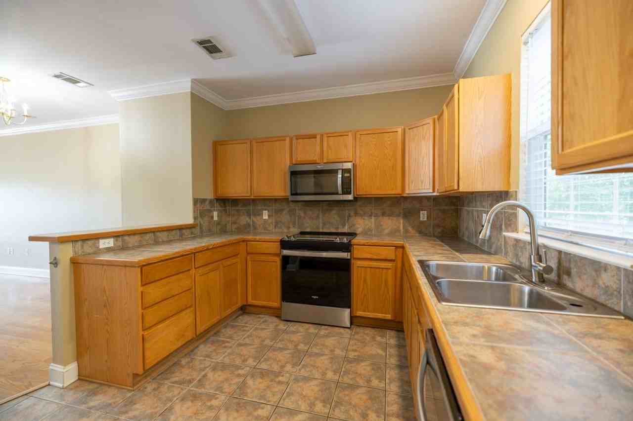 1500 Brightside Dr - Photo 2 of 21