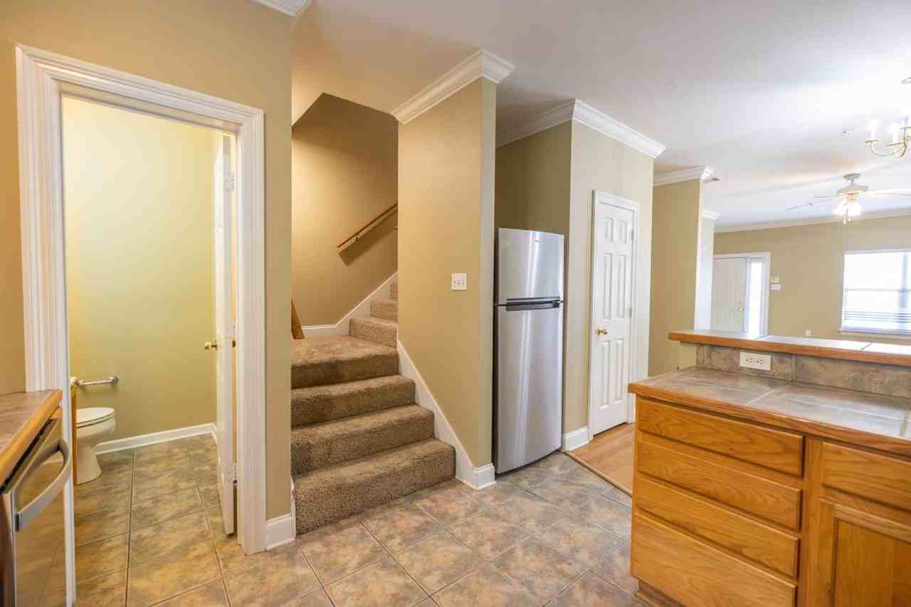 1500 Brightside Dr - Photo 4 of 21