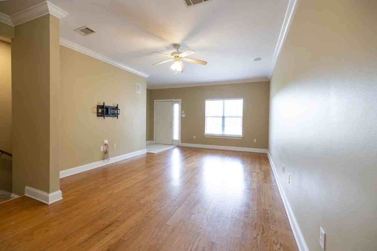 1500 Brightside Dr - Photo 5 of 21