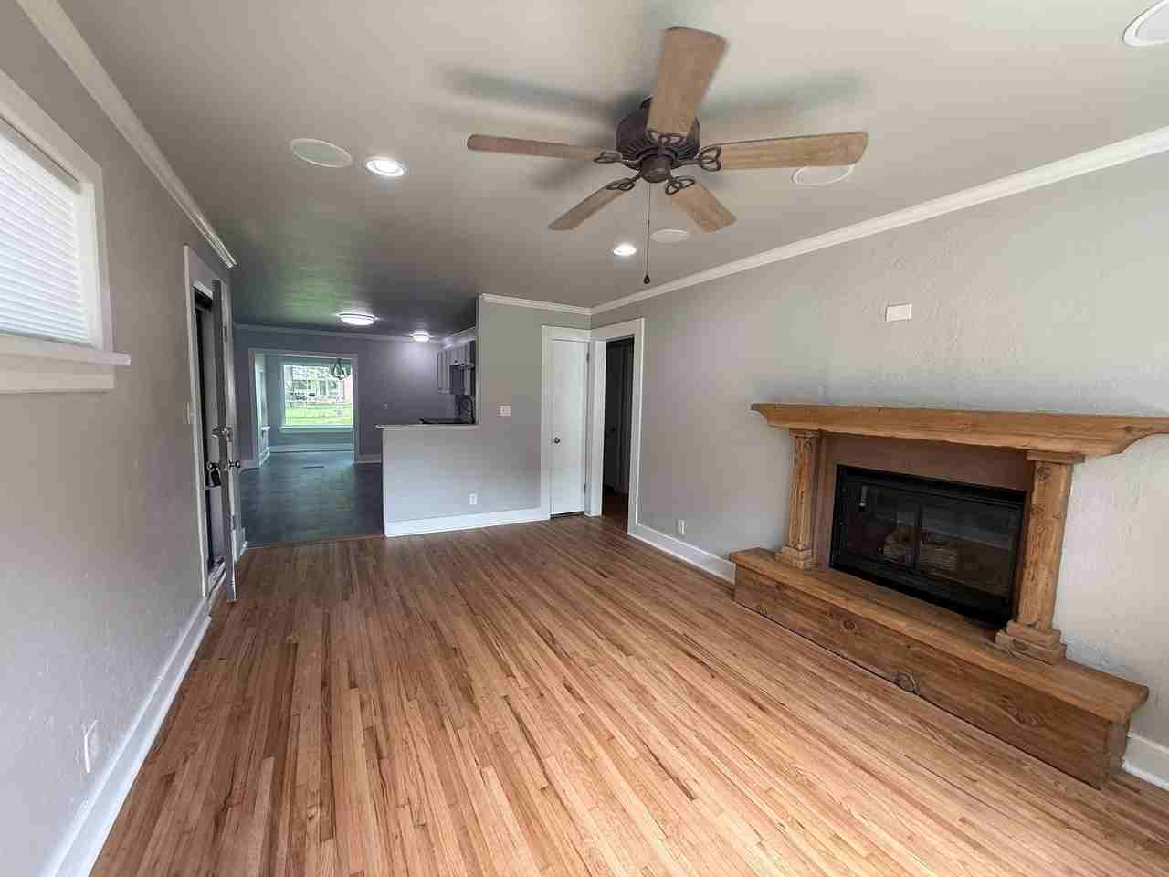 301 N 10th St - Photo 4 of 26