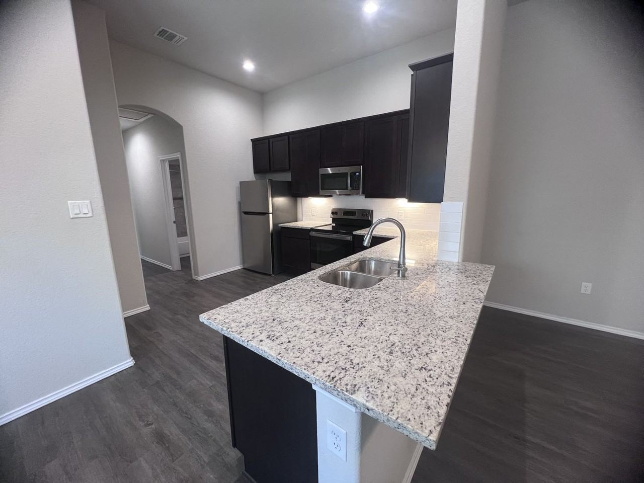 636-638 636-638 Heathers Way - 636 Heathers Way - Photo 6 of 20