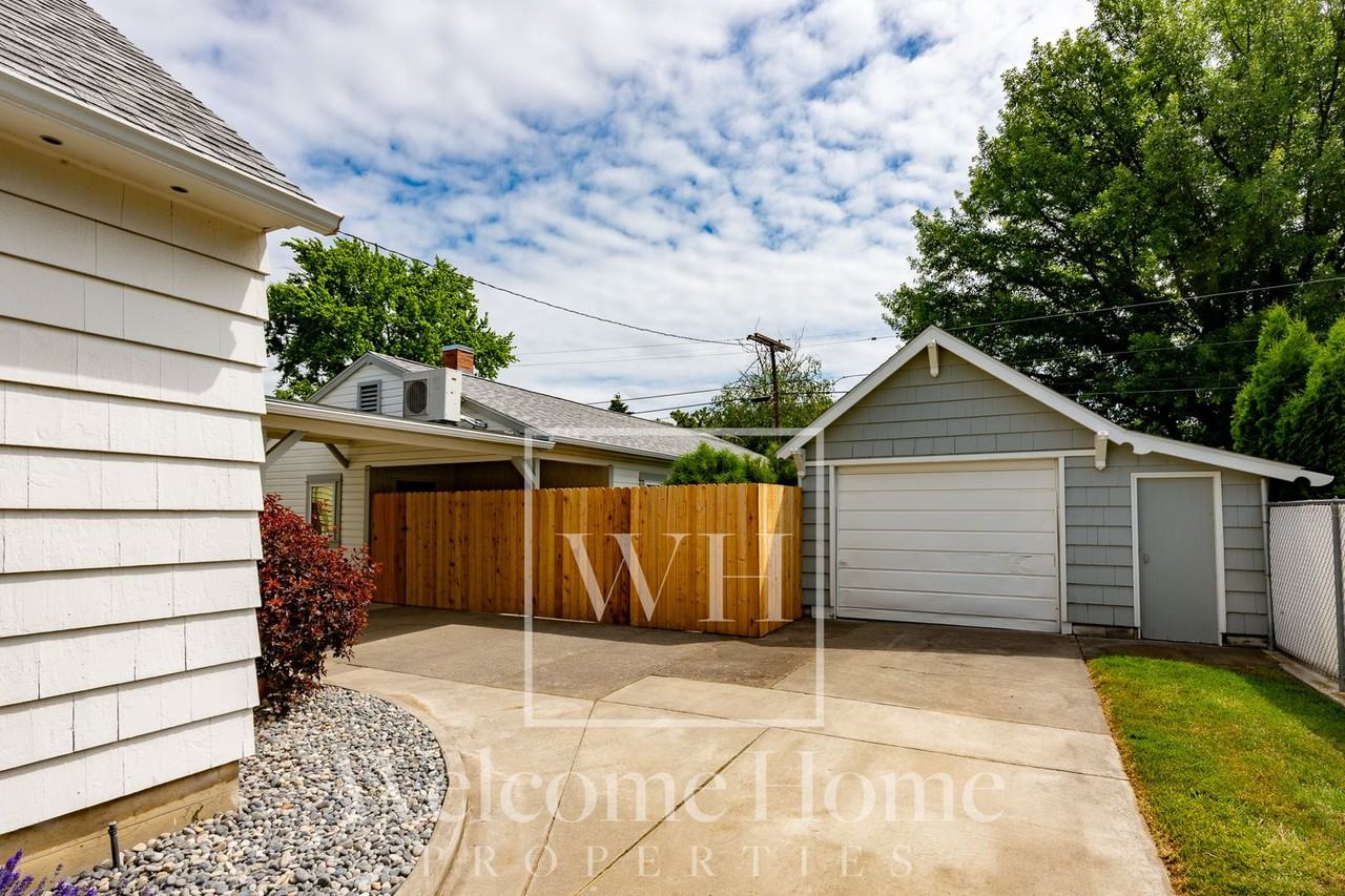 521 Ankeny - Photo 5 of 50