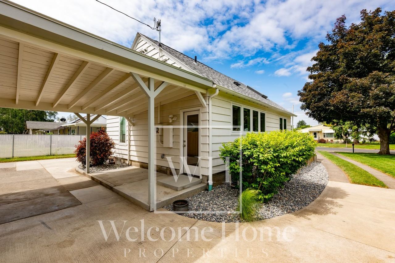521 Ankeny - Photo 7 of 50