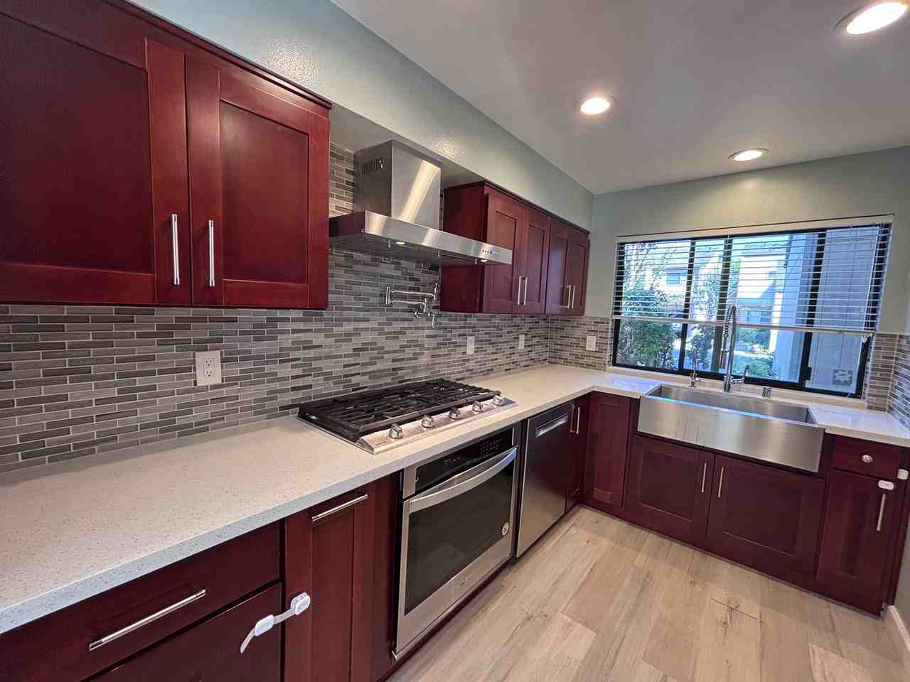 6604 Old Mill Ct - Photo 4 of 23