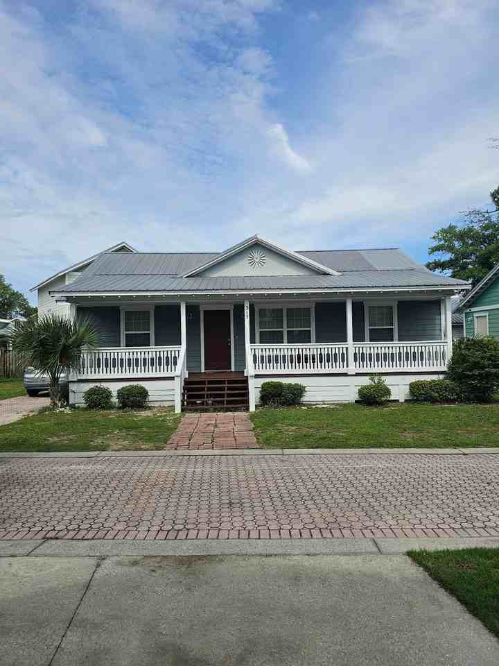 315 Gabrielle Ln