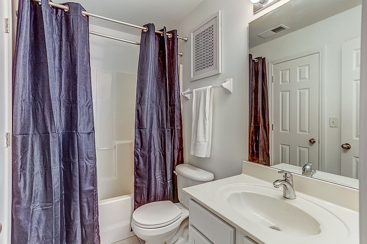 1338 Harbor Park Dr - Photo 5 of 27