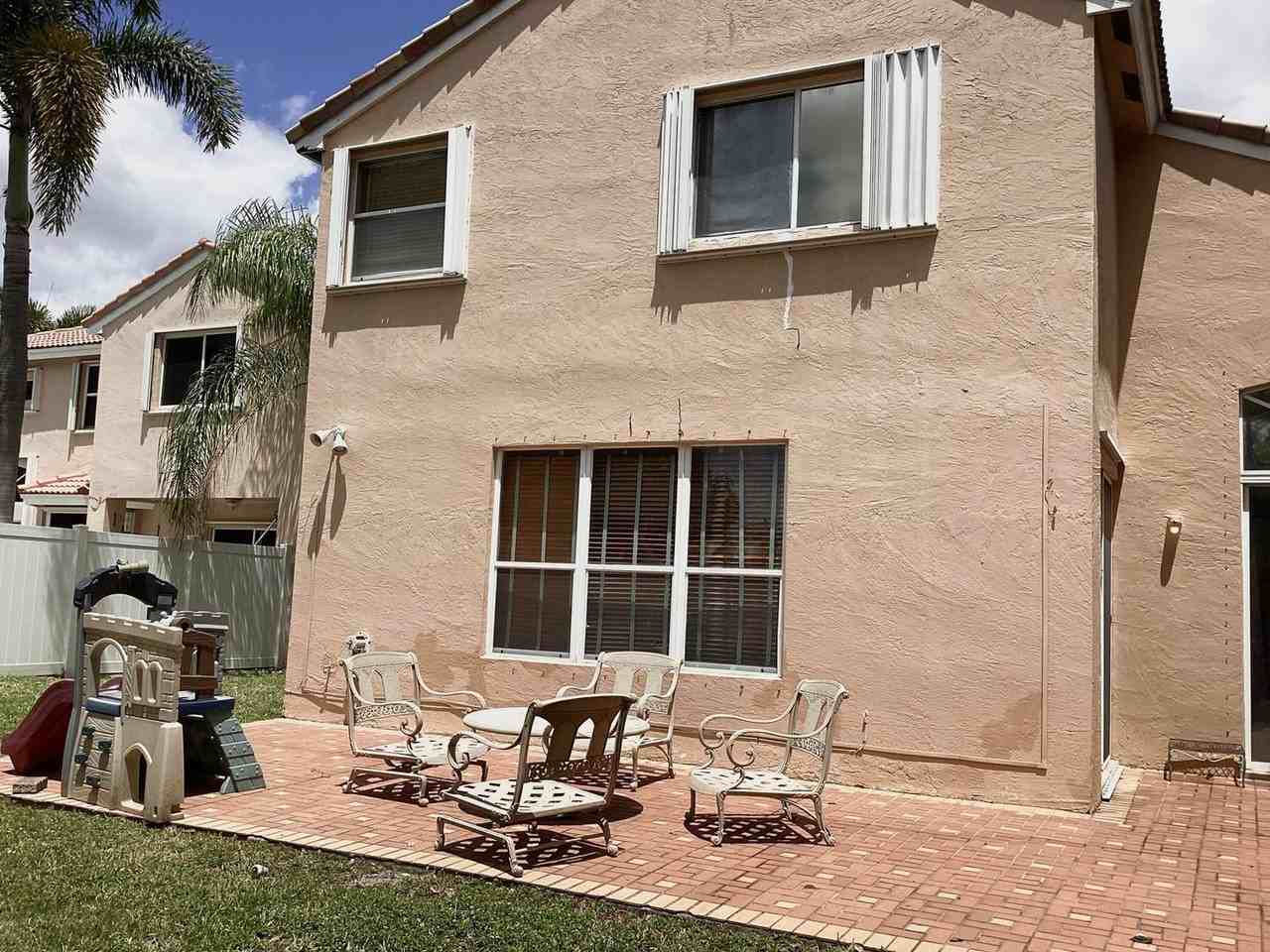 19440 Sw 2nd St #19440 - Photo 2 of 6