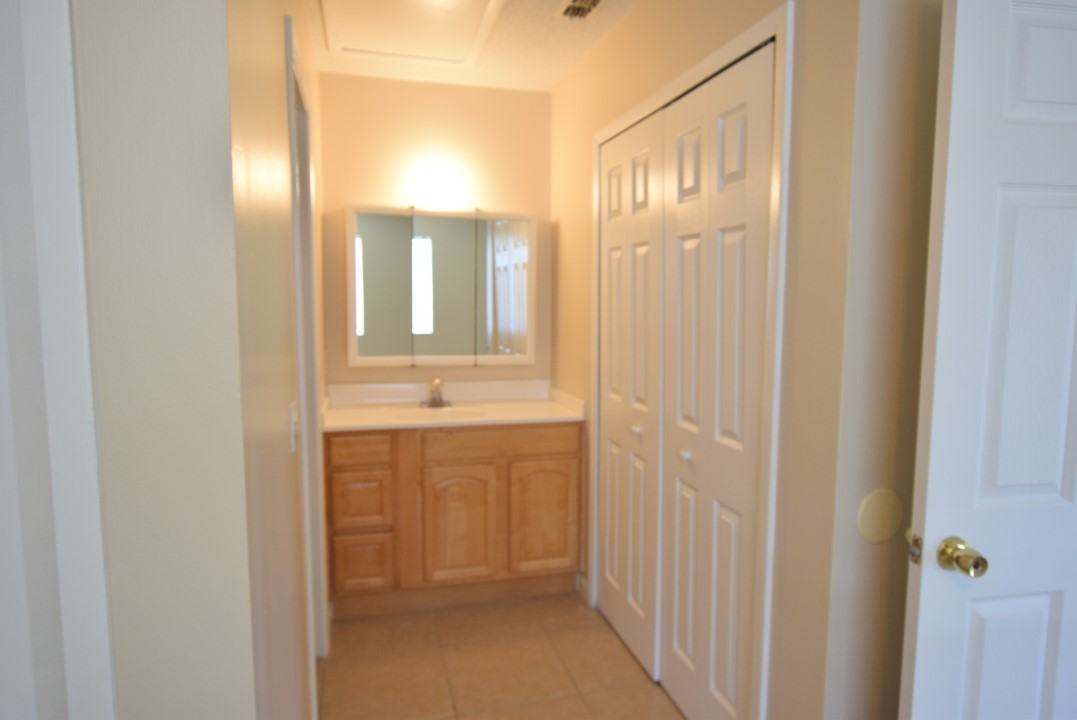 112 Cory Ln - Photo 7 of 9