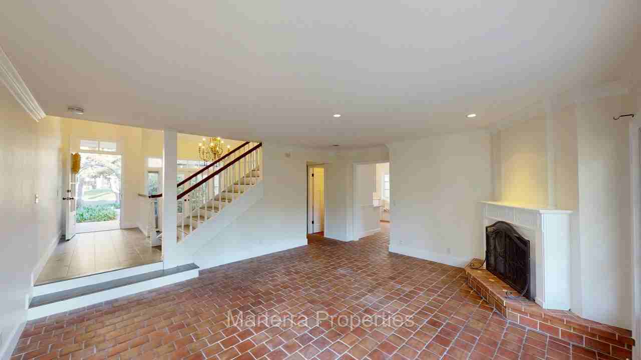 2761 Vista Umbrosa - Photo 4 of 32