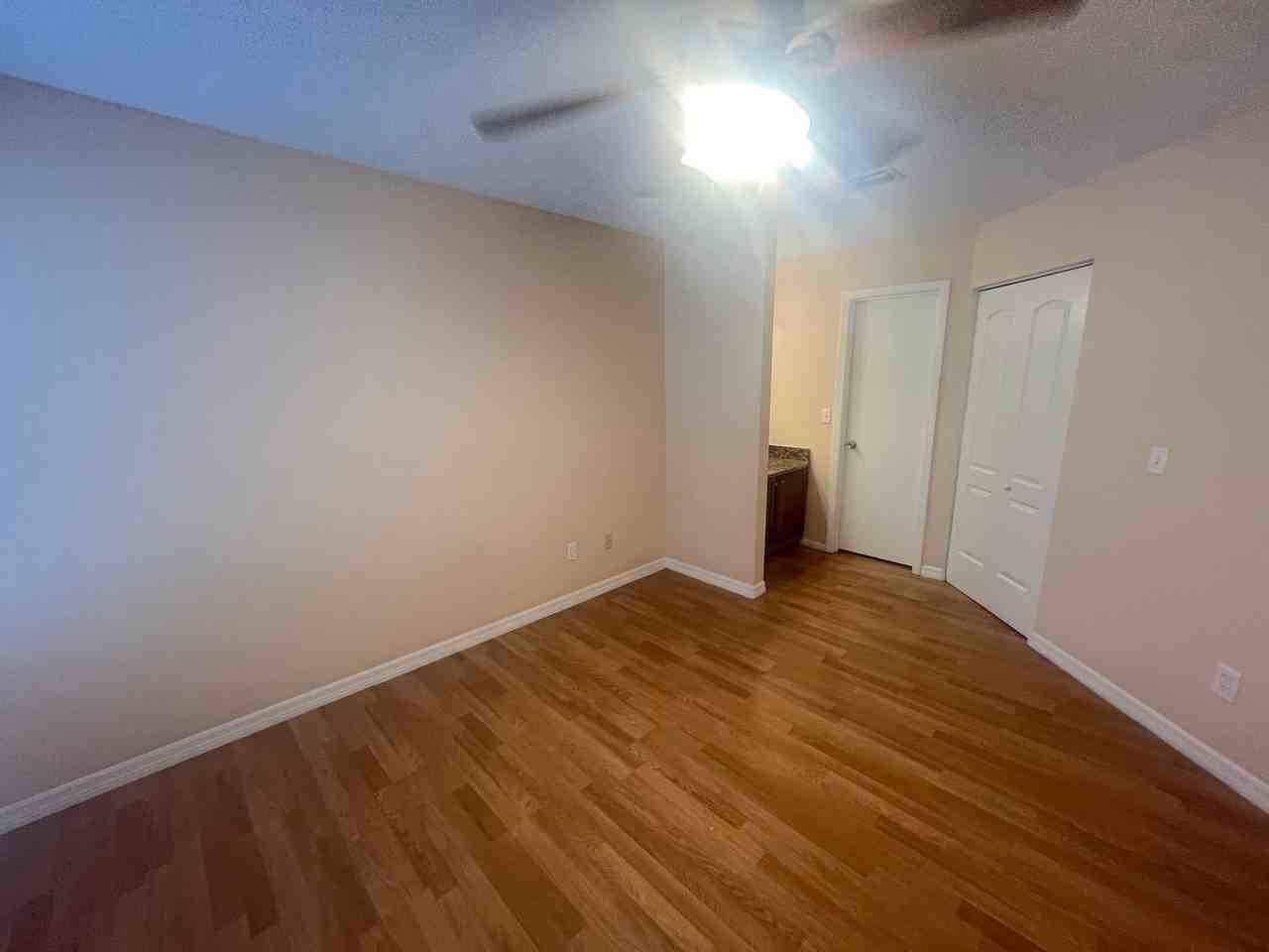 2597 Grassy Point Dr - Photo 2 of 9