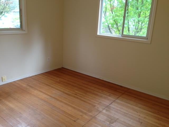 553 Nw Viewpoint Dr - Photo 3 of 5