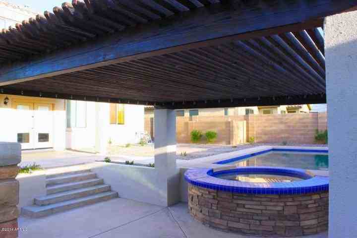 7171 S Balboa Ct - Photo 4 of 10