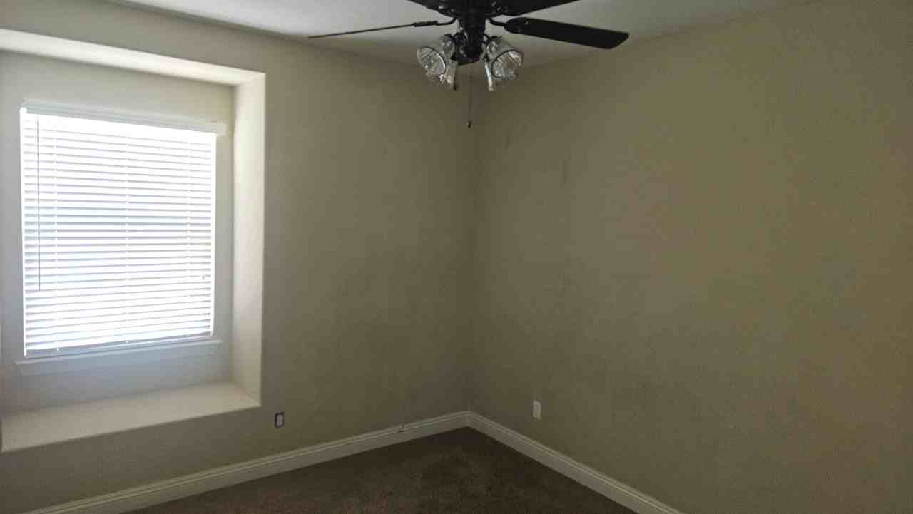 3009 Worchester Way - Photo 5 of 26