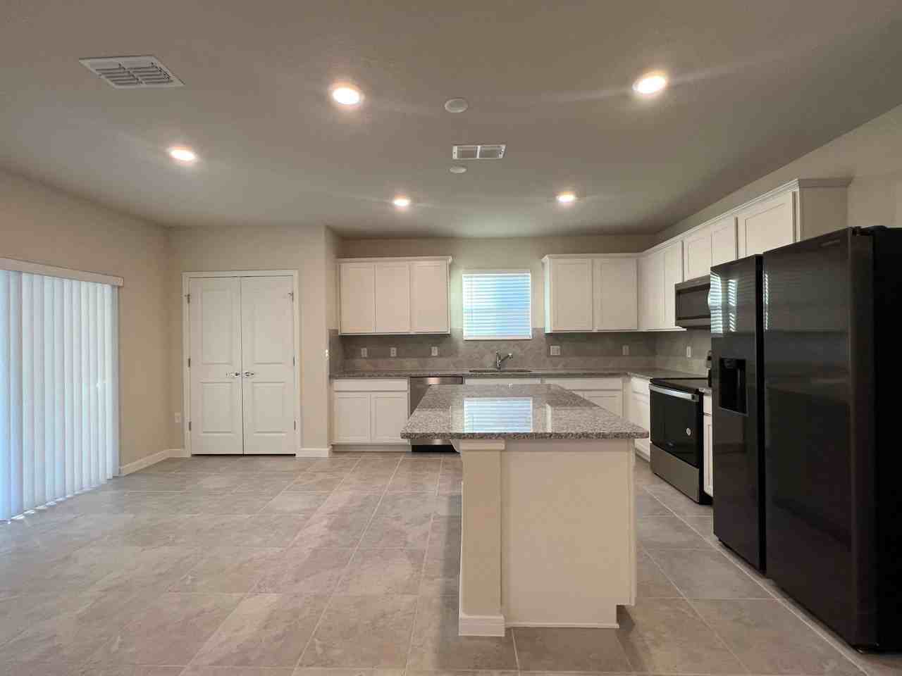 2108 Canopy Terrace Blvd - Photo 7 of 38