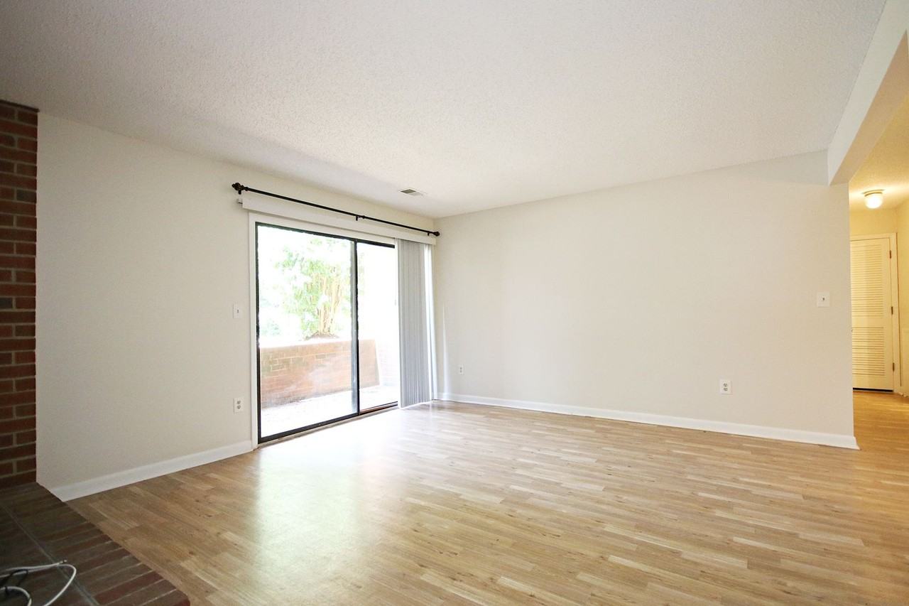 120 Turtle Creek Rd #4 - Photo 2 of 5