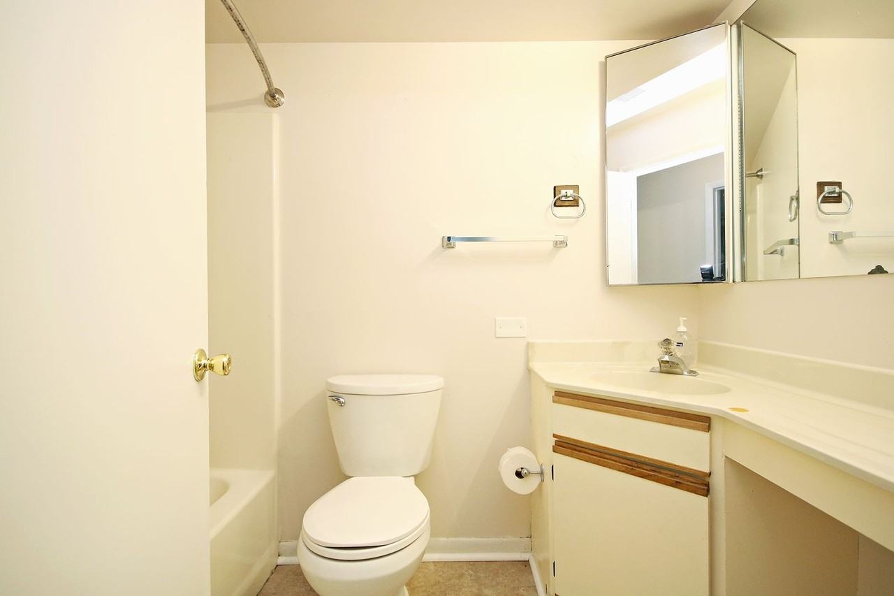120 Turtle Creek Rd #4 - Photo 5 of 5