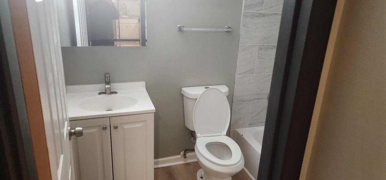 Oak Knoll 1 - Photo 3 of 16