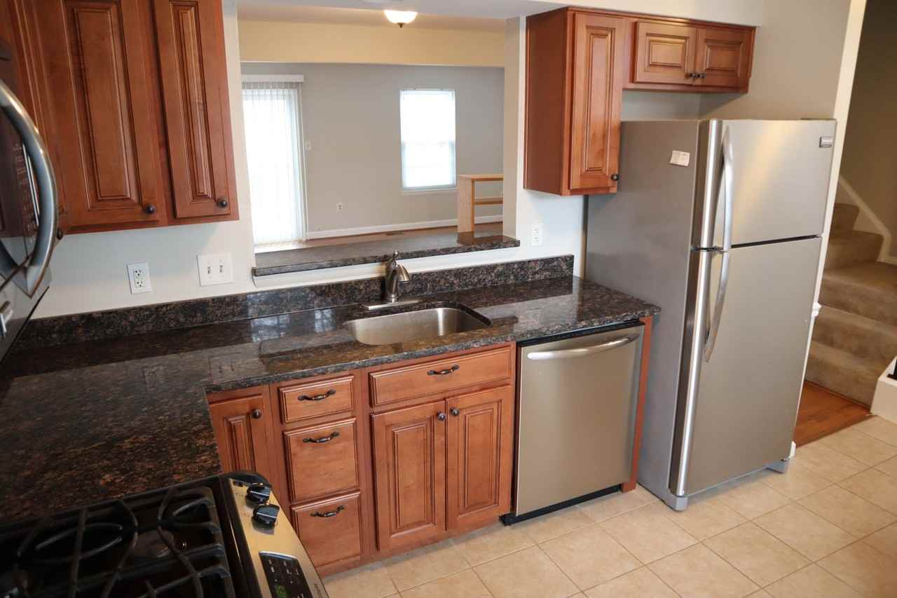 9513 Melrose Square Way - Photo 4 of 24