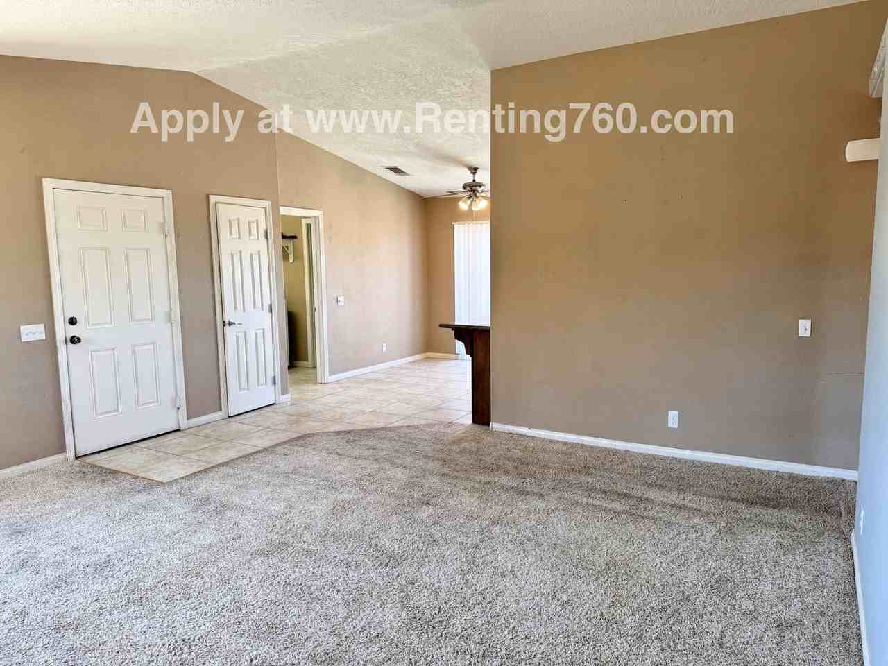 5575 Encelia Dr - Photo 7 of 44