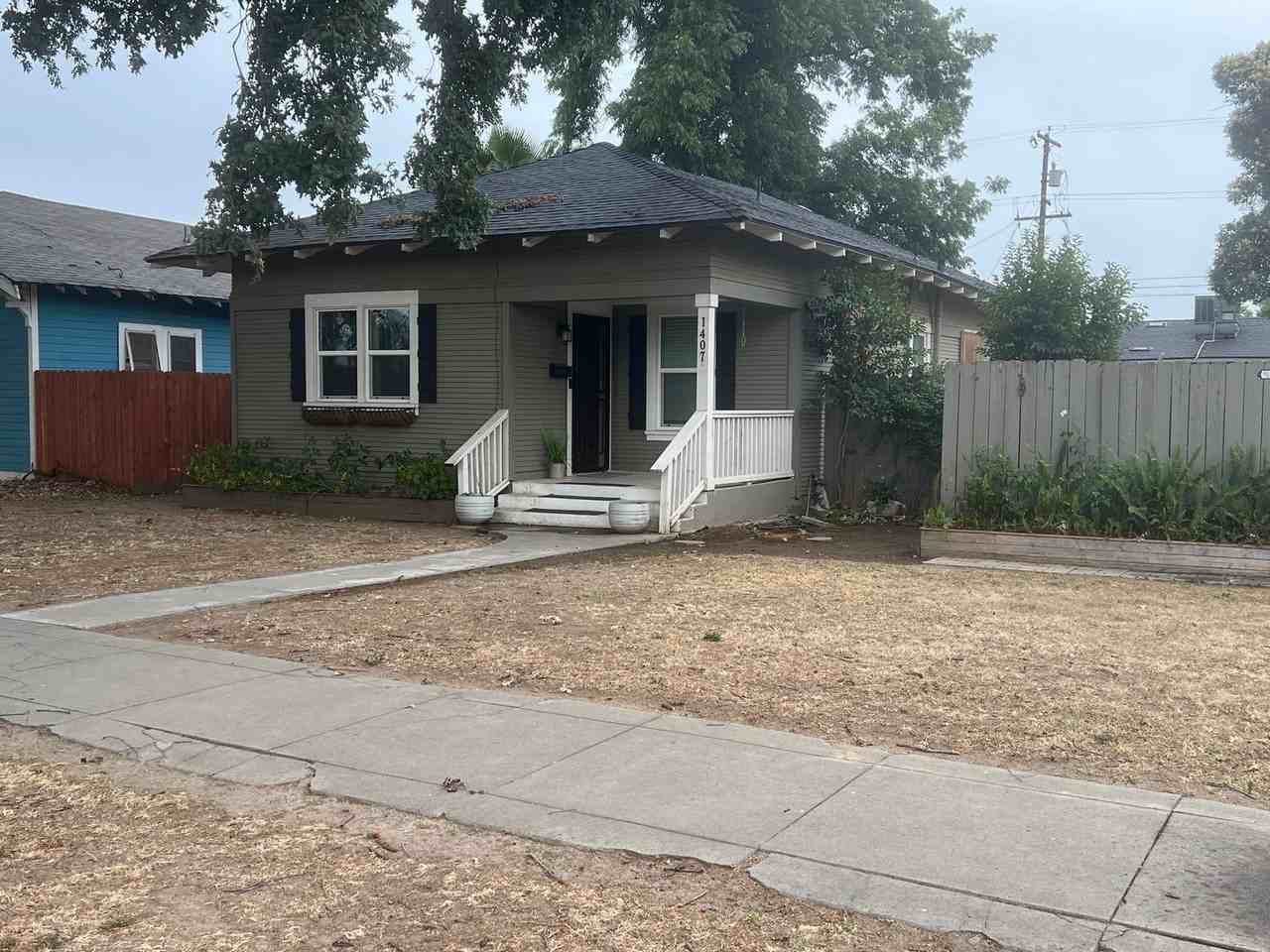 1407 E St - Photo 2 of 27