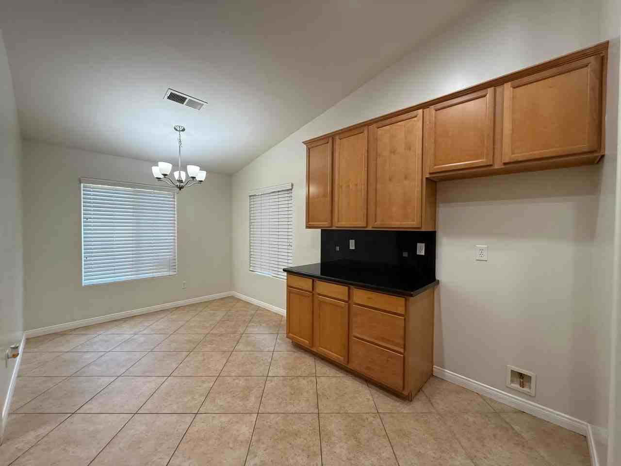 13616 Scafell Pike St - Photo 5 of 20