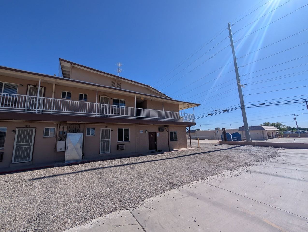 Aloha Apartments - Photo 5 of 37