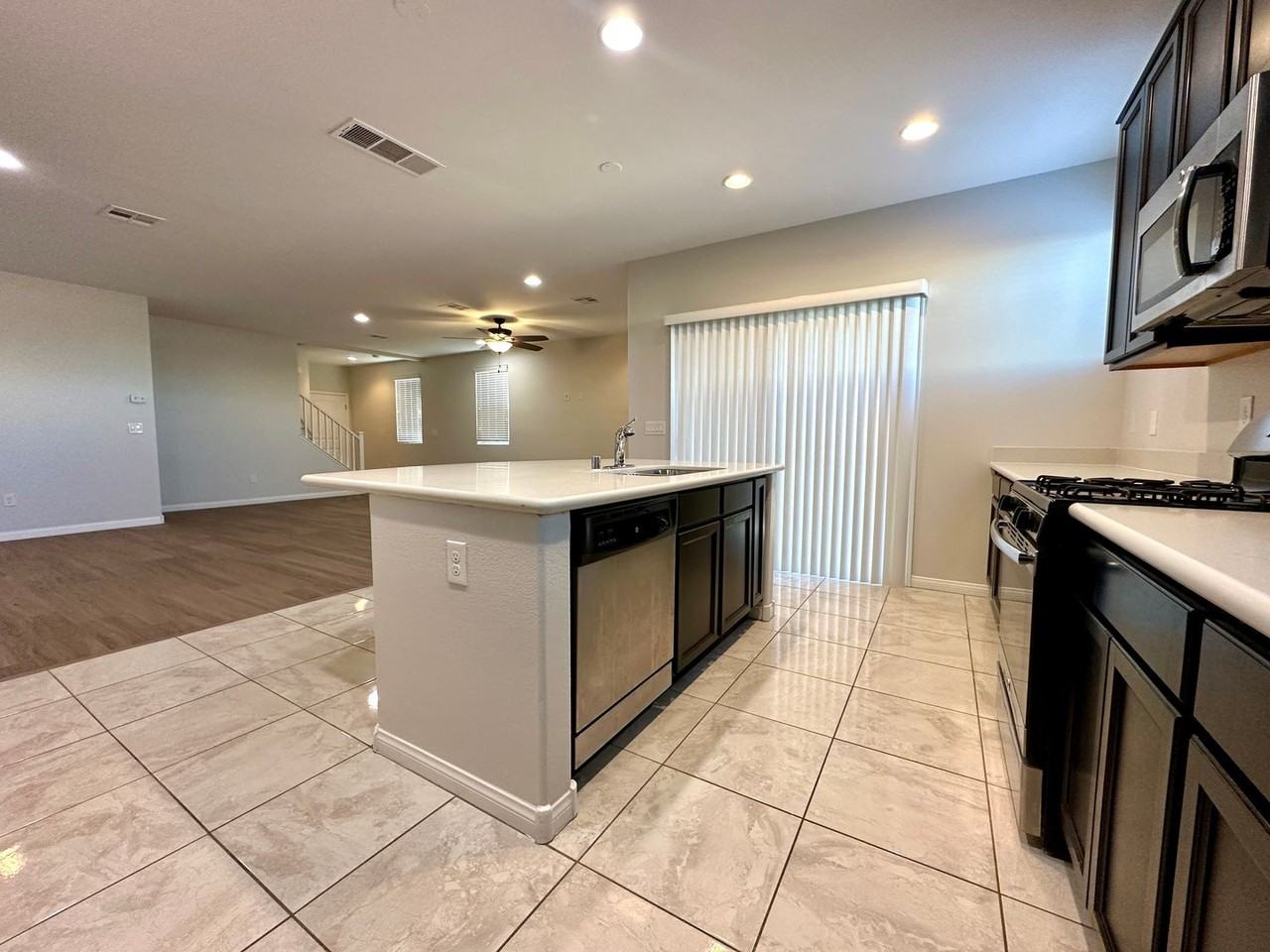 6130 Villa Lante Ave - Photo 6 of 21