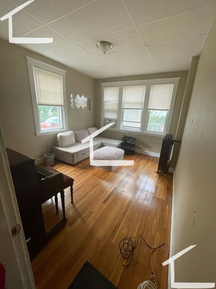 31 Sidlaw Rd - Photo 4 of 16