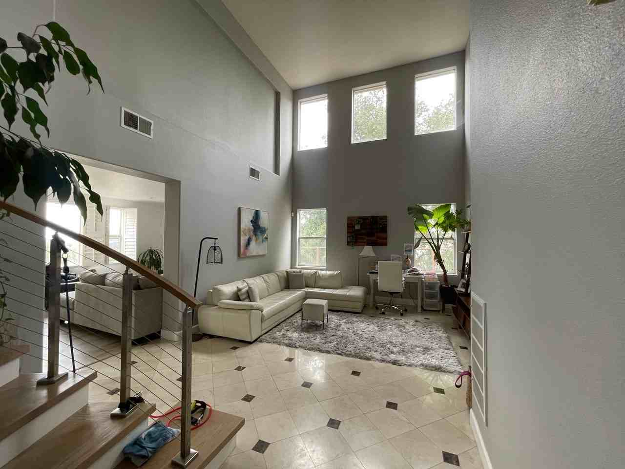 3800 Venus Ct - Photo 3 of 28