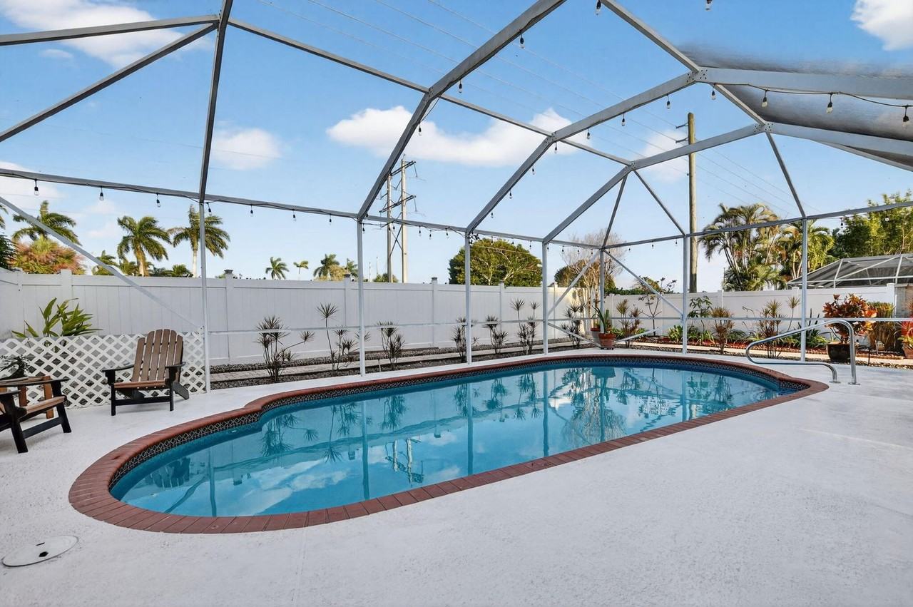 18280 Coral Isles Dr #0 - Photo 4 of 50