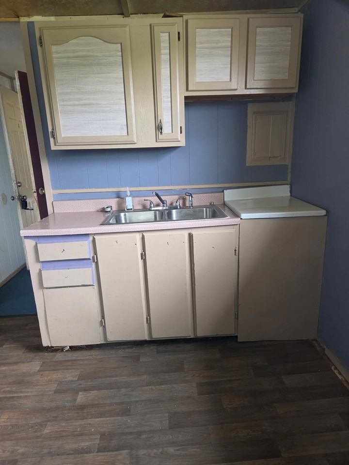 200 Liberty Street-4 - Photo 3 of 8