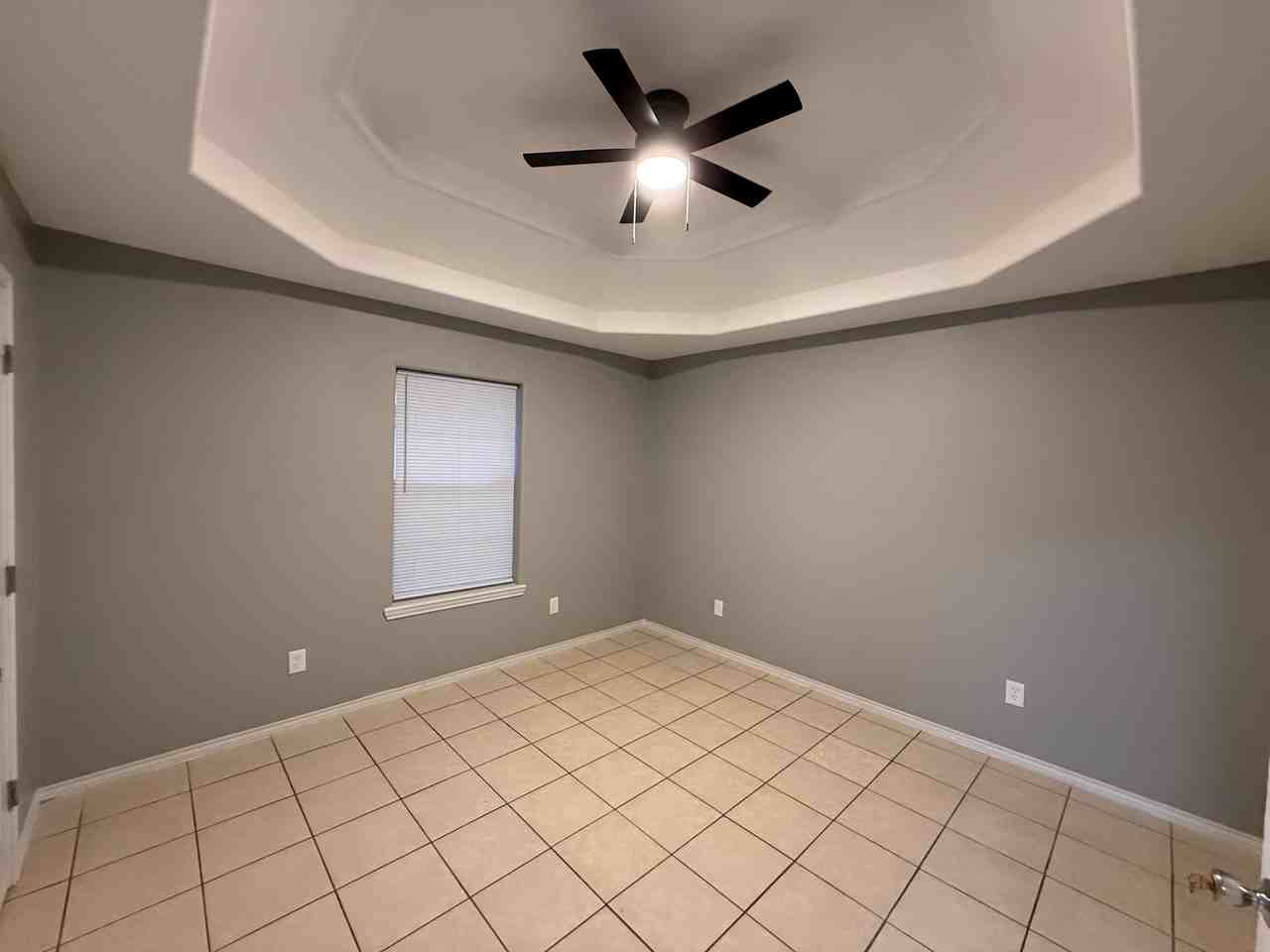2223 Moonlight Lane - Photo 5 of 10