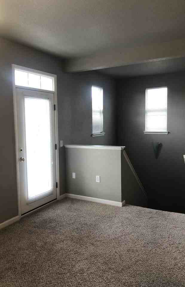 4501 Nelson Rd #1 - Photo 3 of 25