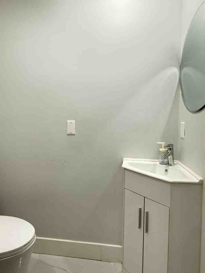 15691 20 Ave #1 - Photo 5 of 13