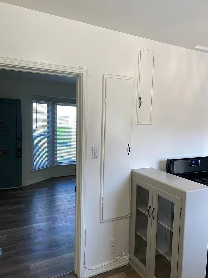 Wilson Ave 1422 - 1424 - Photo 6 of 13