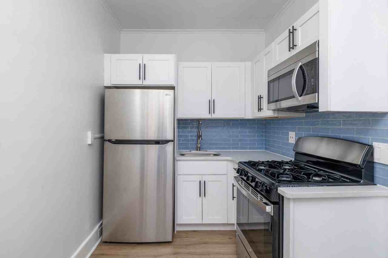 Coolidge Apartments - Photo 6 of 50