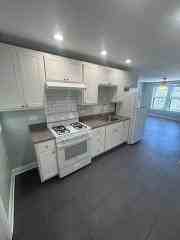 126 East 42nd Street - Photo 3 of 8