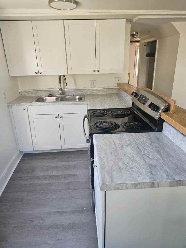 21 Hodge St #1 - Photo 4 of 10