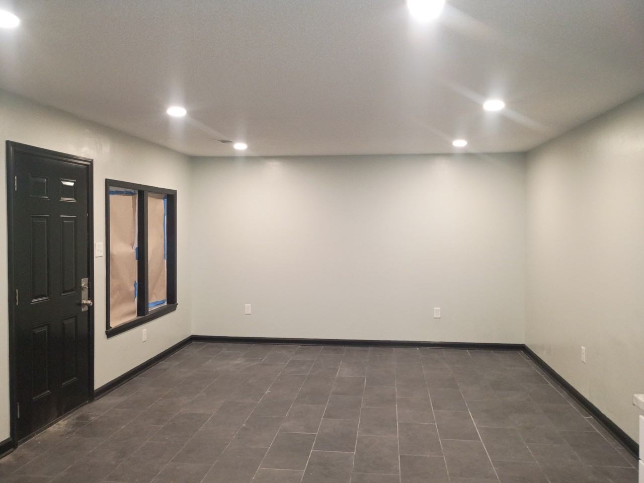 850 Baltimore St #1 - Photo 2 of 14